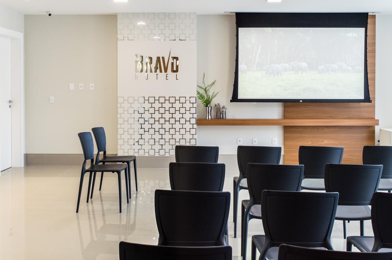 Bravo Hotel Joao Neiva Exterior photo